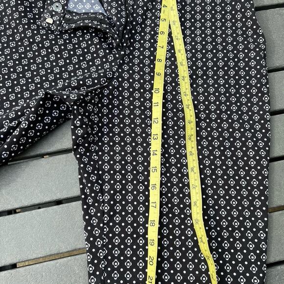 CHICO’S women's size 1 (S 8) shorts, black with white geometric print - Picture 3 of 8